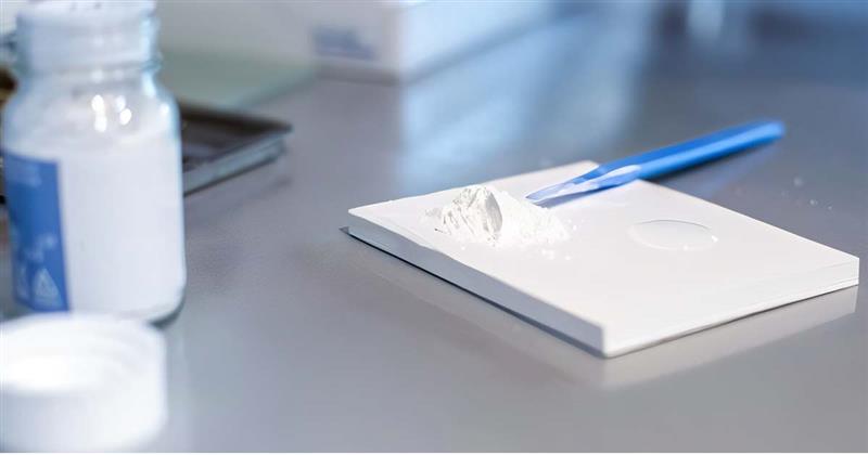 glass ionomer cement manipulation